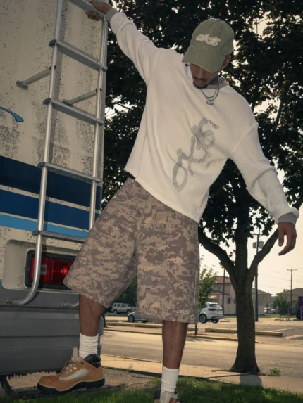 OX16 Digital Camo Baggy Denim Jorts (3)